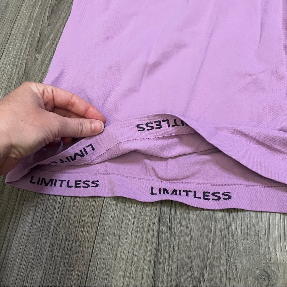 Athleta Girls Size Large (12) Lavender Seamless Tank Top - Picture 2 of 5